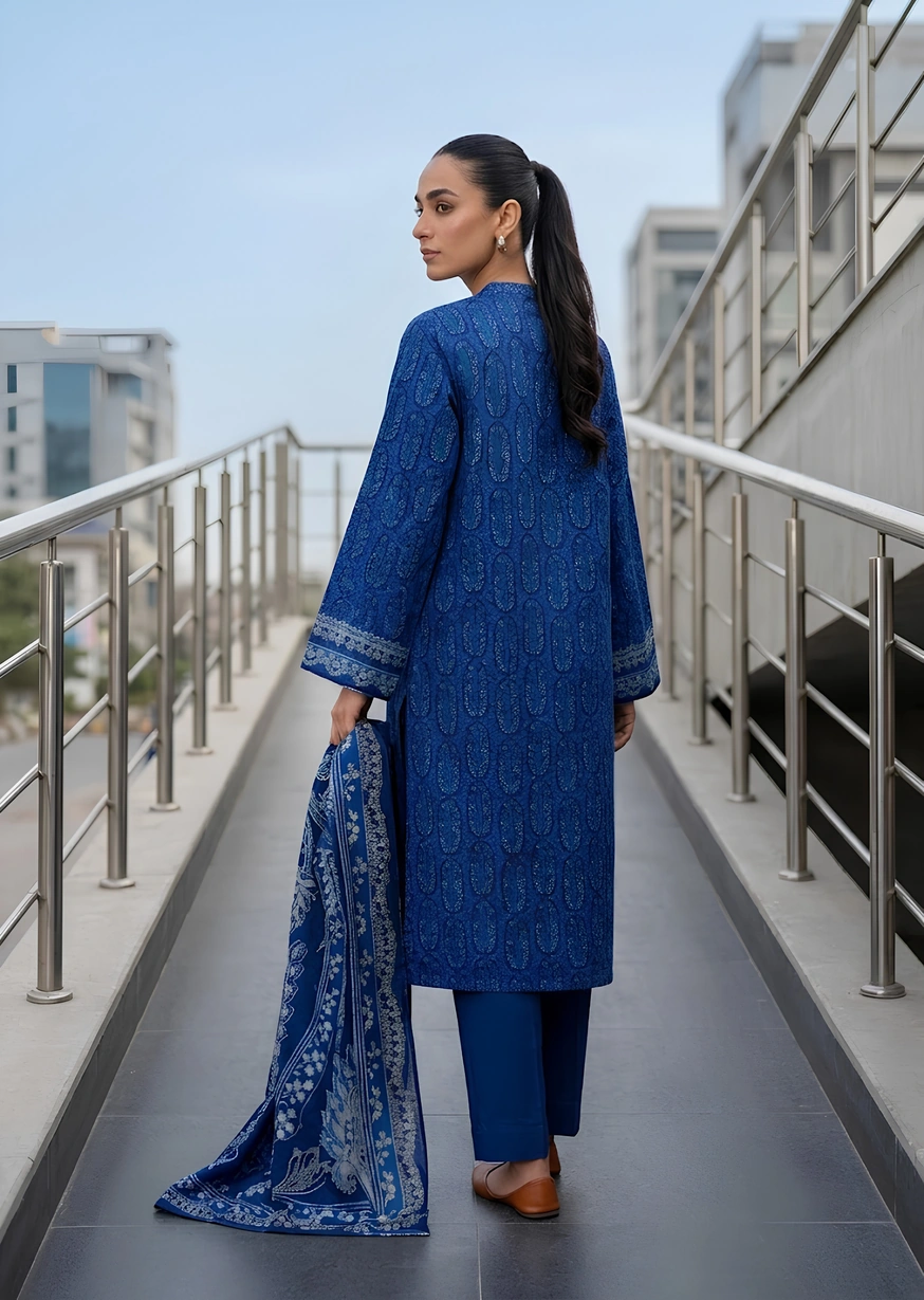 Parisian Bliss 3 Piece Printed Khaddar Unstitched Suit - Image 5